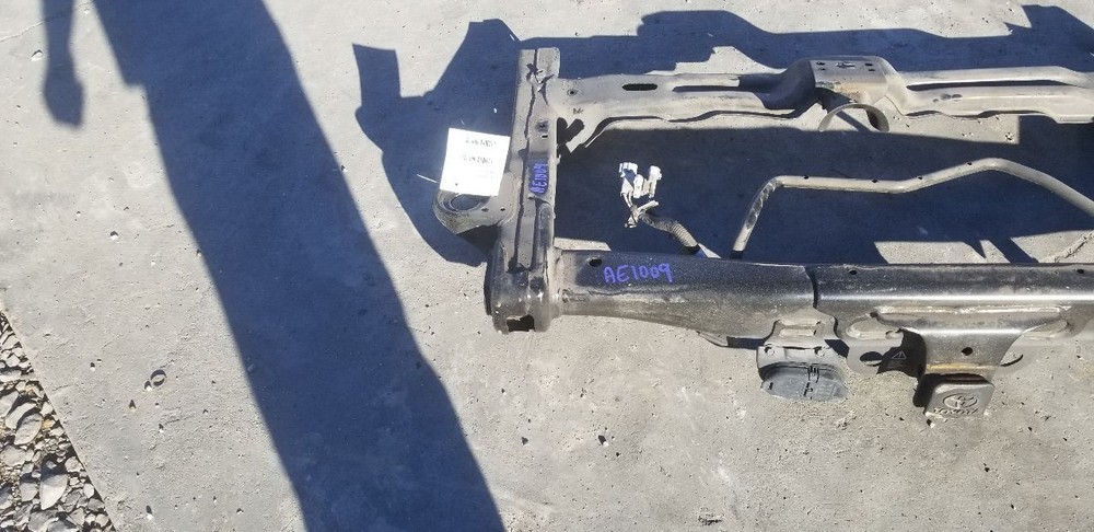 16 TOYOTA SEQUOIA REAR FRAME SECTION CUT