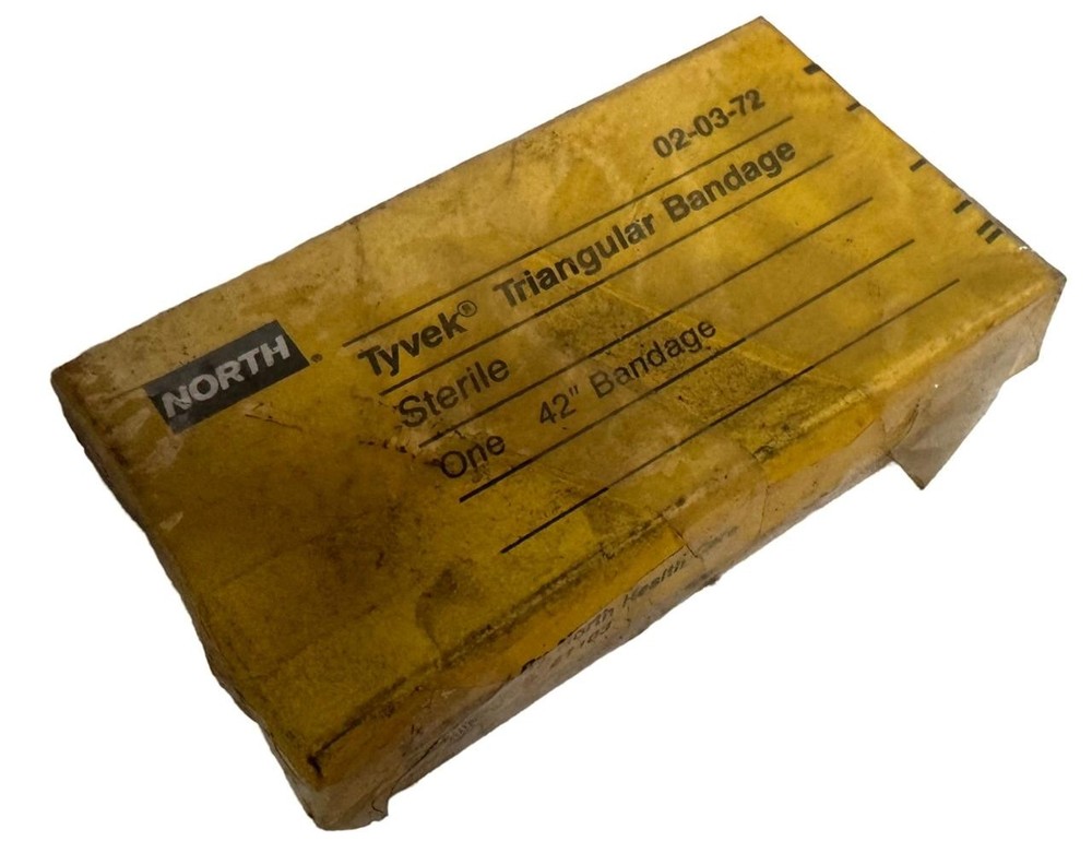 Tyvek 02-03-72 Triangular Bandage 42"