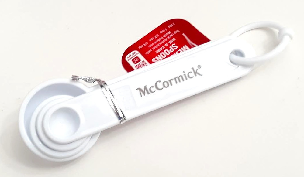 NEW McCormick MEASURING SPOONS 4 PC SET White