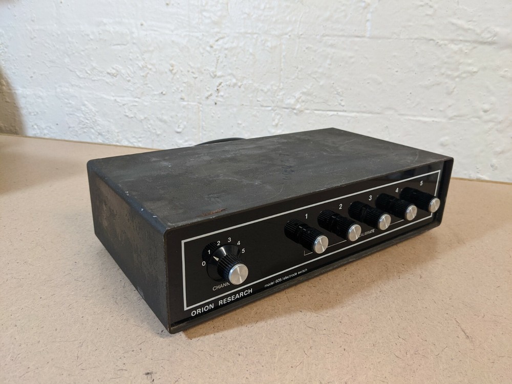 ORION RESEARCH Model 605 Electrode Switch