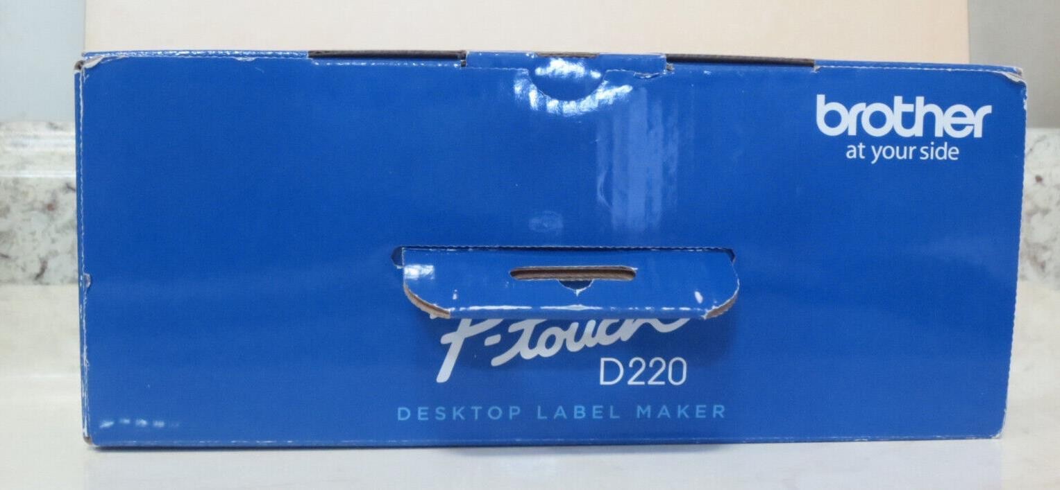 BROTHER LABELER PT-D220 LABEL MAKER 1/2" 12MM NEW IN BOX USES AC OR BATTERIES