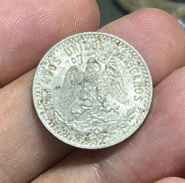 1939 Mexico 20 Centavos Silver Coin Excellent Condition