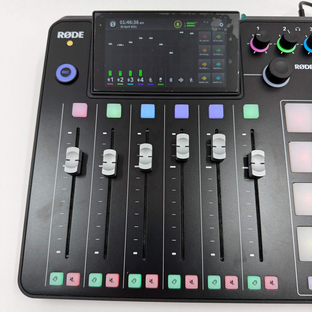 RODE RODECaster Pro II 10-Channel Integrated Audio Production Studio
