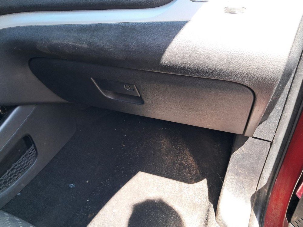 JOURNEY   2015 Glove Box 4772849