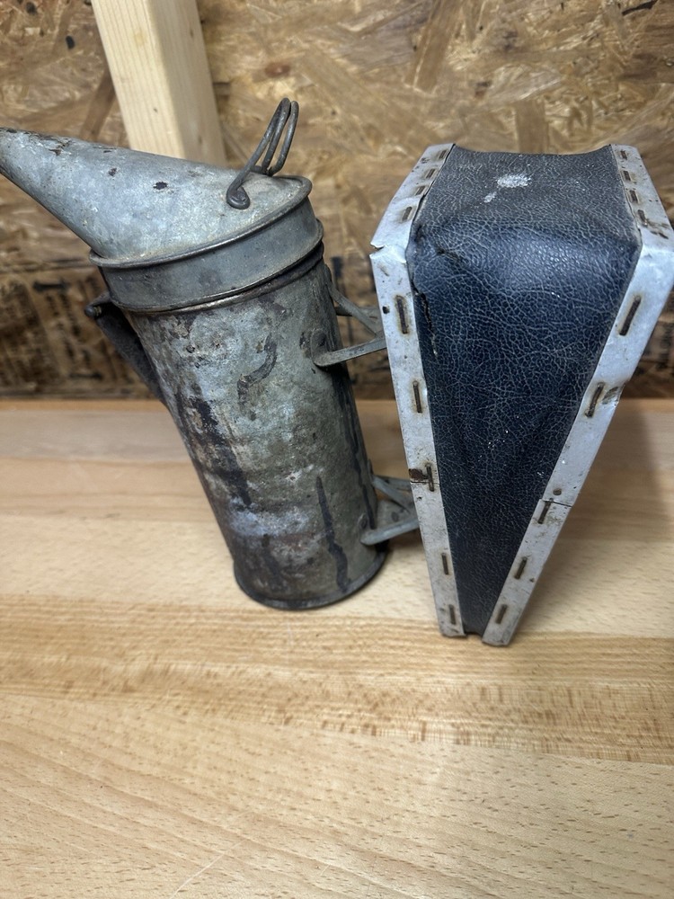 Vintage Root Quality Bee Hive Smoker