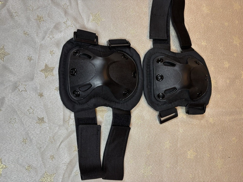 Black Protective Knee Pads with Elasticated Straps