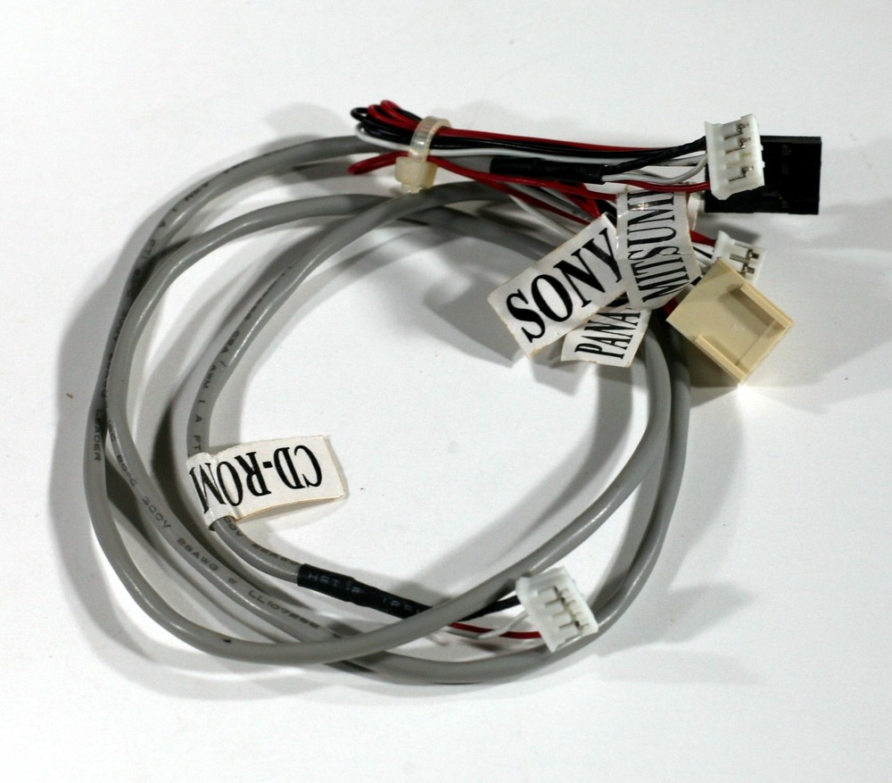 UNIVERSAL CDROM Cable to SB Audio
