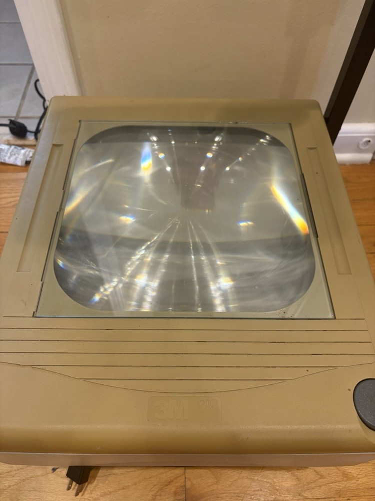 Overhead Projector 3M 1700 CJ1 Fully Functional