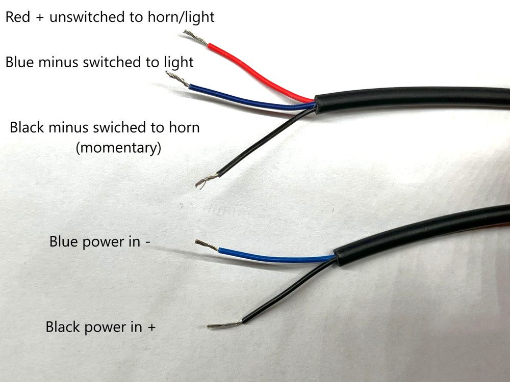 Hilleater DK226-2 handlebar light/horn switch for e-bikes. Higo input, output.