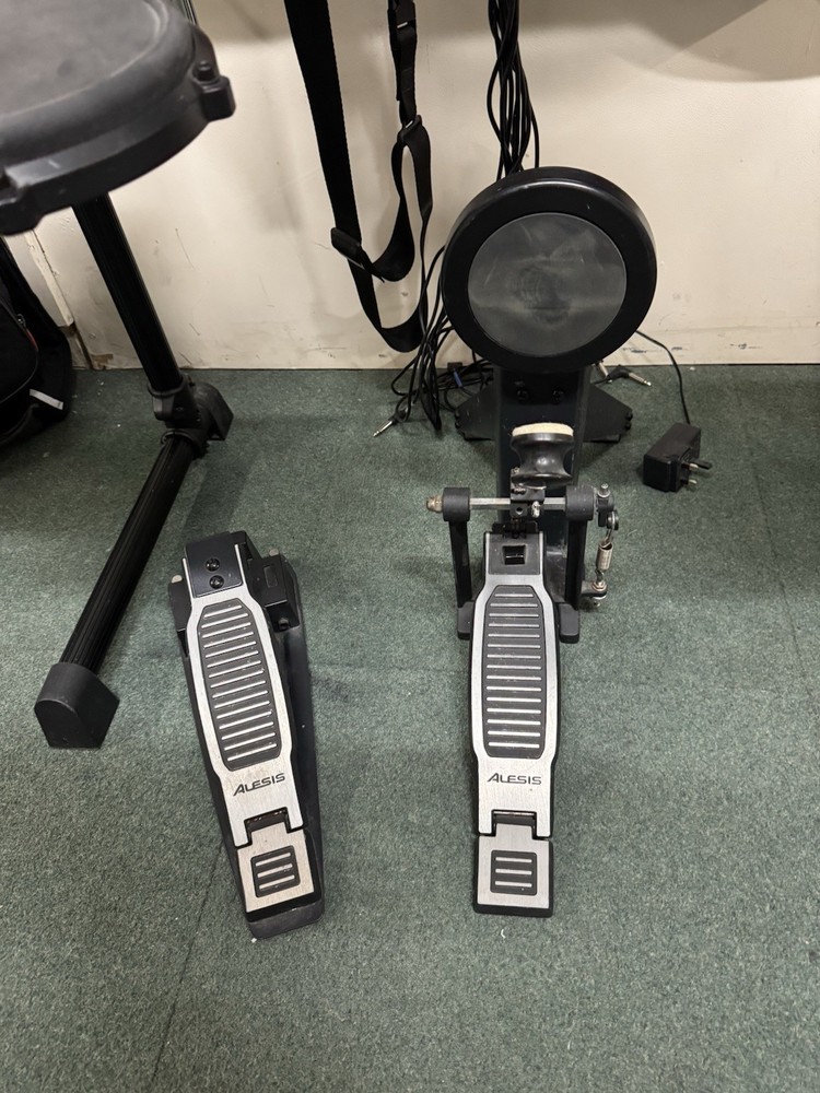 Alesis Dm6 Electric Electronic Digital Drum Kit Set