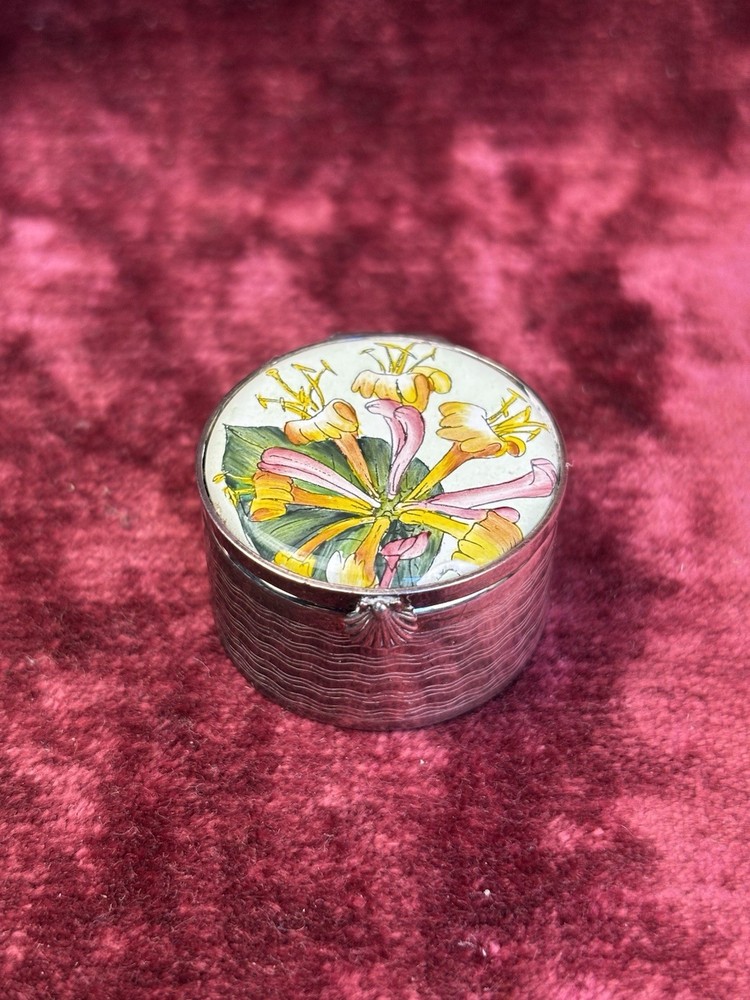 A Lovely Thistle & Bee Solid Silver and Enamel Pill Box. Honeysuckle Pattern.