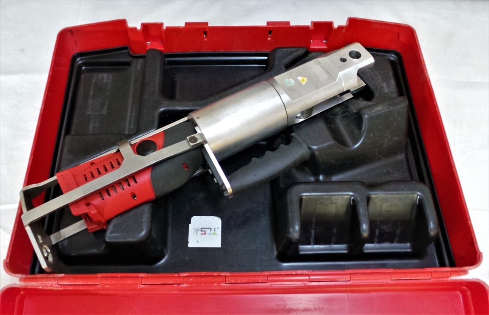 ACO401 Battery Pressing Tool with Case.