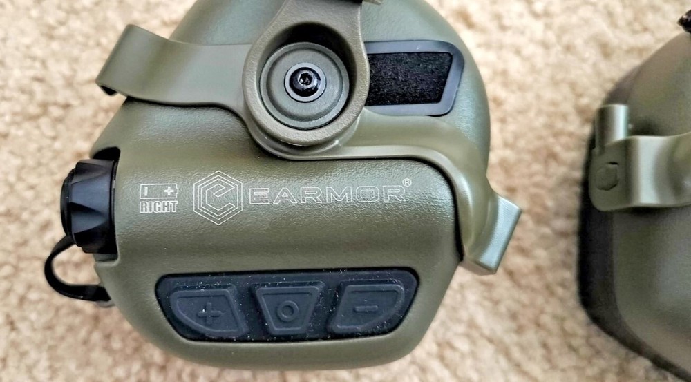 EARMOR Tactical Communication Headset **TESTED READ DESC**