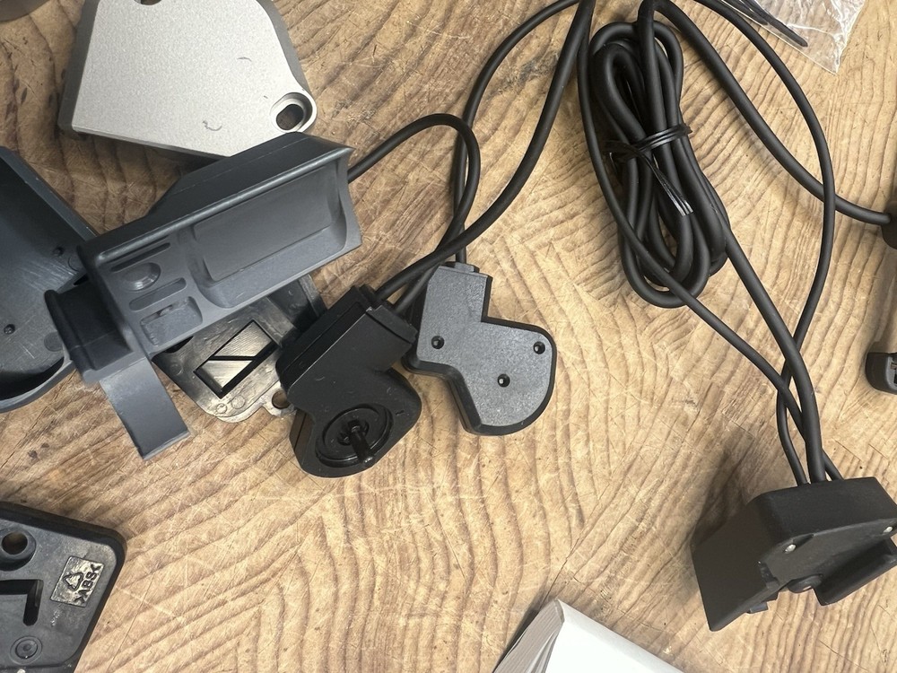 NOS Shimano Flight Deck Computer Mount LOT Control Sensor 6500