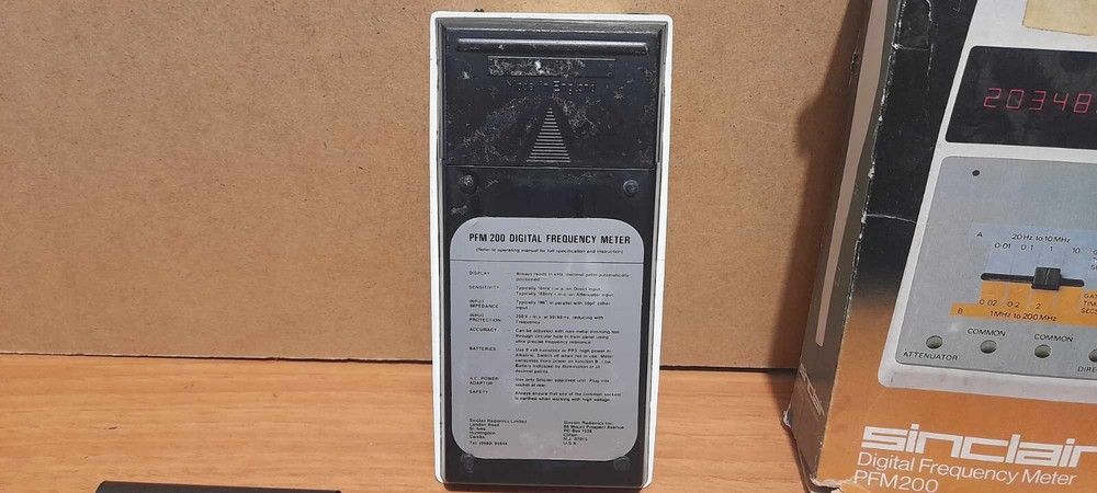 Sinclair PFM 200 Frequency Meter