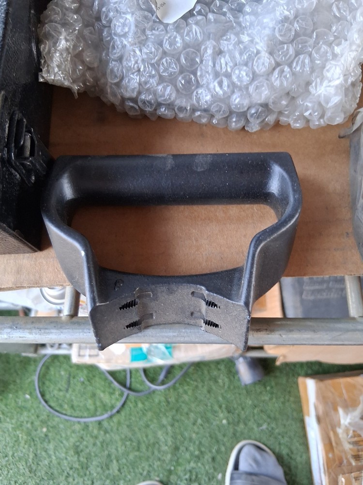Atlas Handle Support #CA048548  And Band Handle