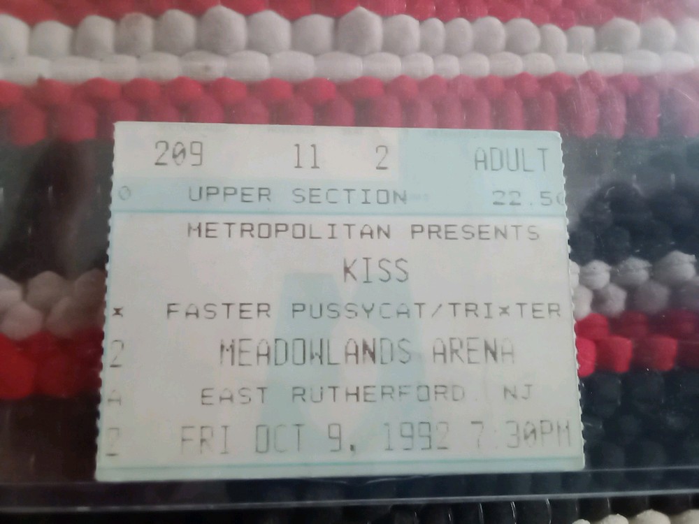 Kiss 💋 Ticket Stub Revenge Tour, October 9,1992. East Rutherford New Jersey 🎸