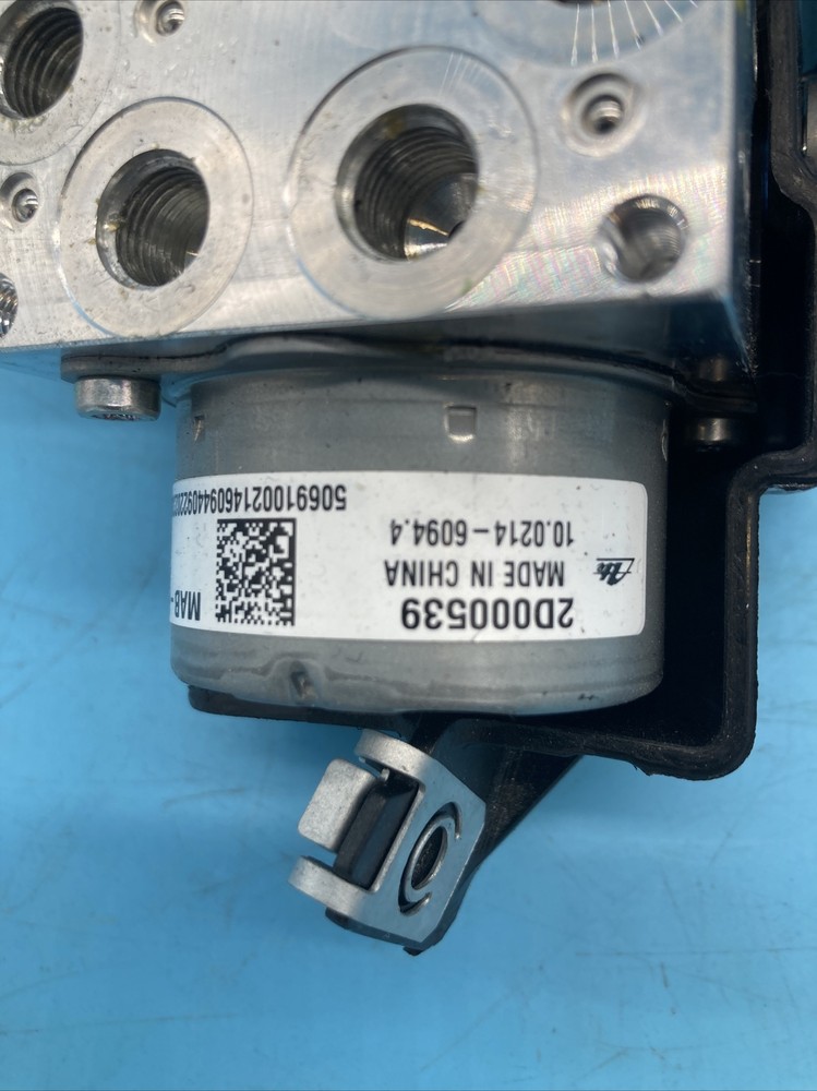 2D000540 Aprilia RS660 ABS unit 2D000641