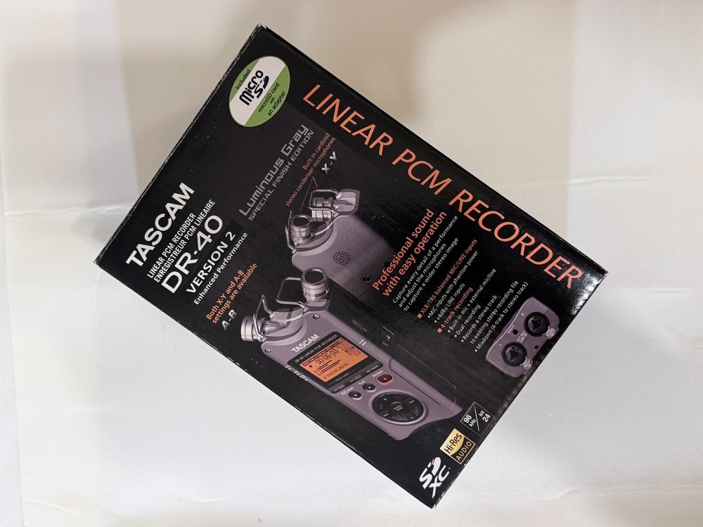 TASCAM Bronze DR-40 Handheld Interviewer