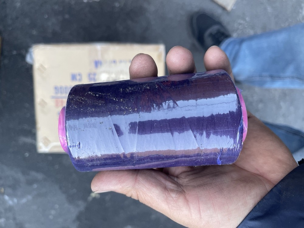 polyester thread lot sewing machine 27000 Cones