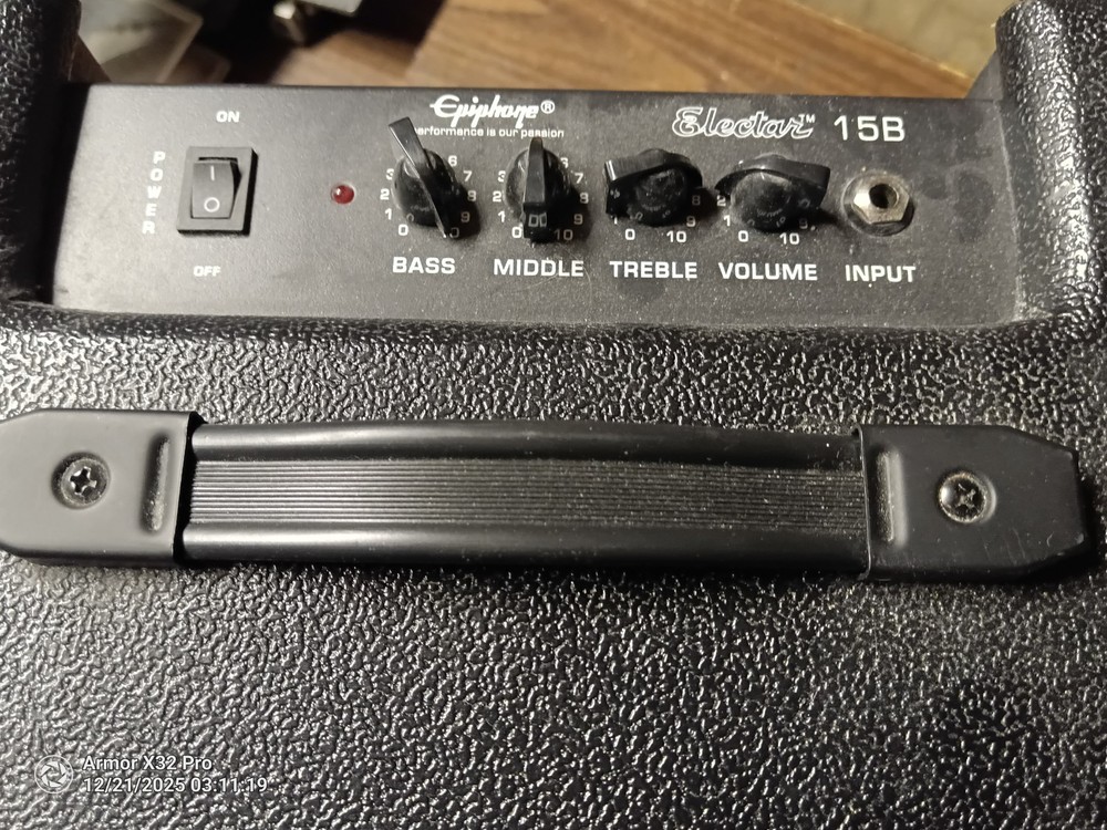 Electar 15b Guitar Amp