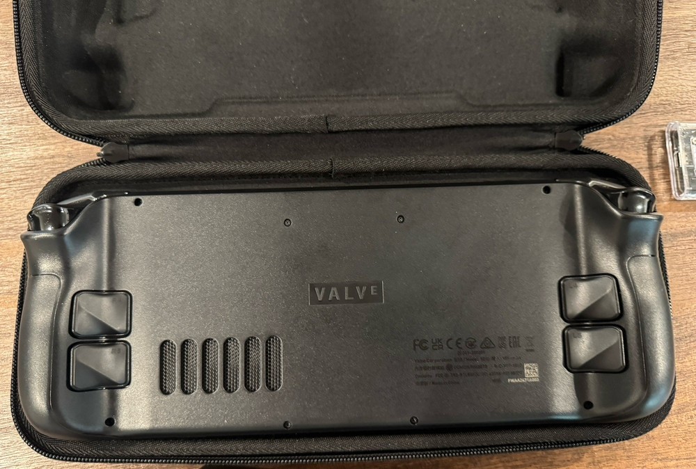 Valve Steam Deck 256GB Black Handheld Console