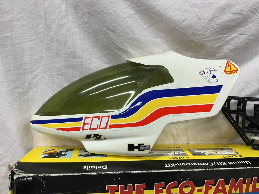 IKARUS ECO 8 ELECTRIC HELICOPTER W/ BOX & INSTRUCTIONS & CONTROLLER BUILT