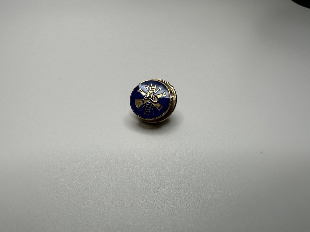 Antique Fire Fighter Lapel Pin 1cm JB17