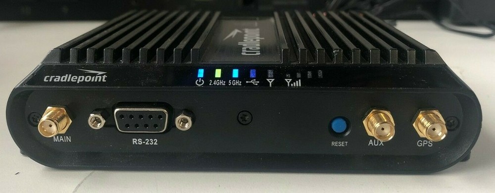 Cradlepoint (IBR1100LPE-GN) No Adapter