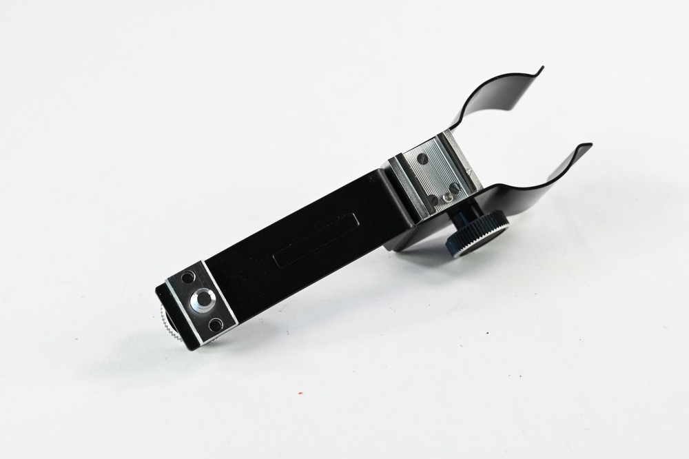 Hasselblad 45039 Adjustable Flash Shoe Pistol Grip Attach. Bracket #G044