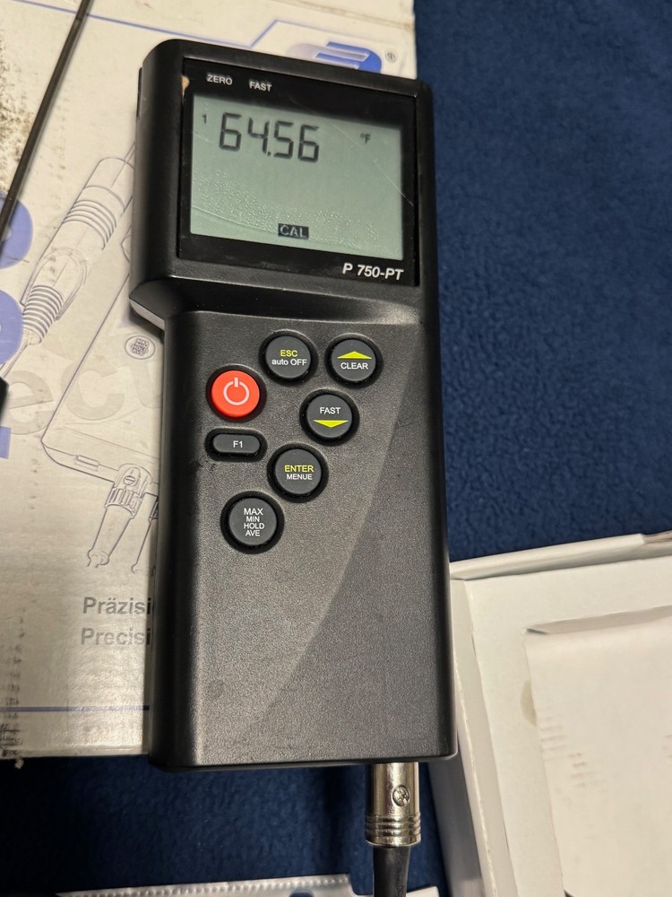 P700 Dostmann Digital Thermometer (Used)