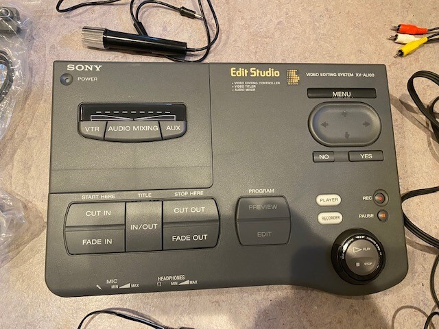 Sony XV-AL100 Video Editing System
