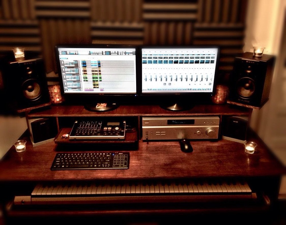 Studio Desk Plans (Plans To Build Only)