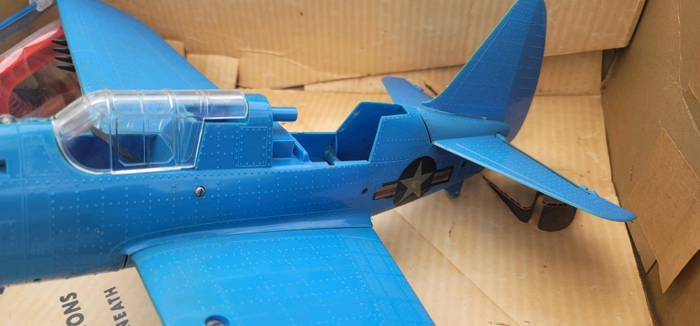 Rare Cox Navy Helldiver Sb2c .049 Thimble Drome