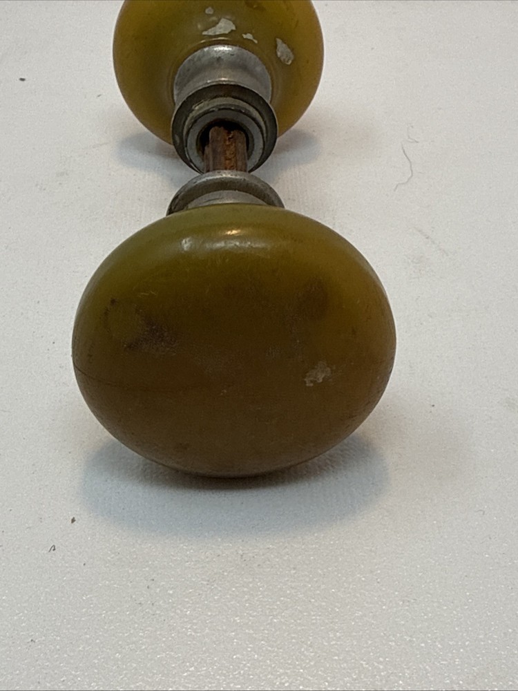 Bakelite Door Knob Set with Spindle - Butterscotch