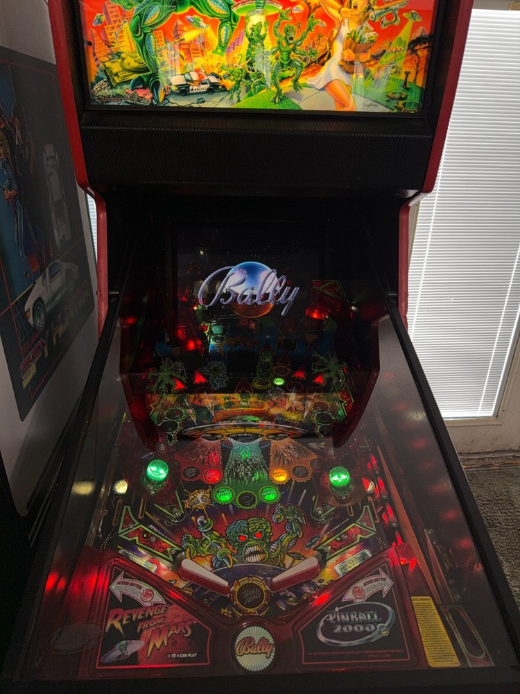 Revenge From Mars Pinball Machine