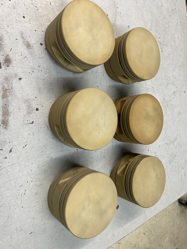Continental 550 Piston P/N 654857