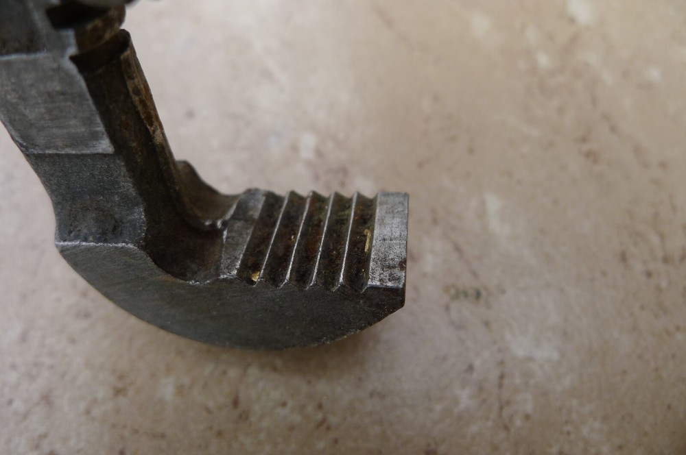 VTG 8" TRYON PIPE WRENCH