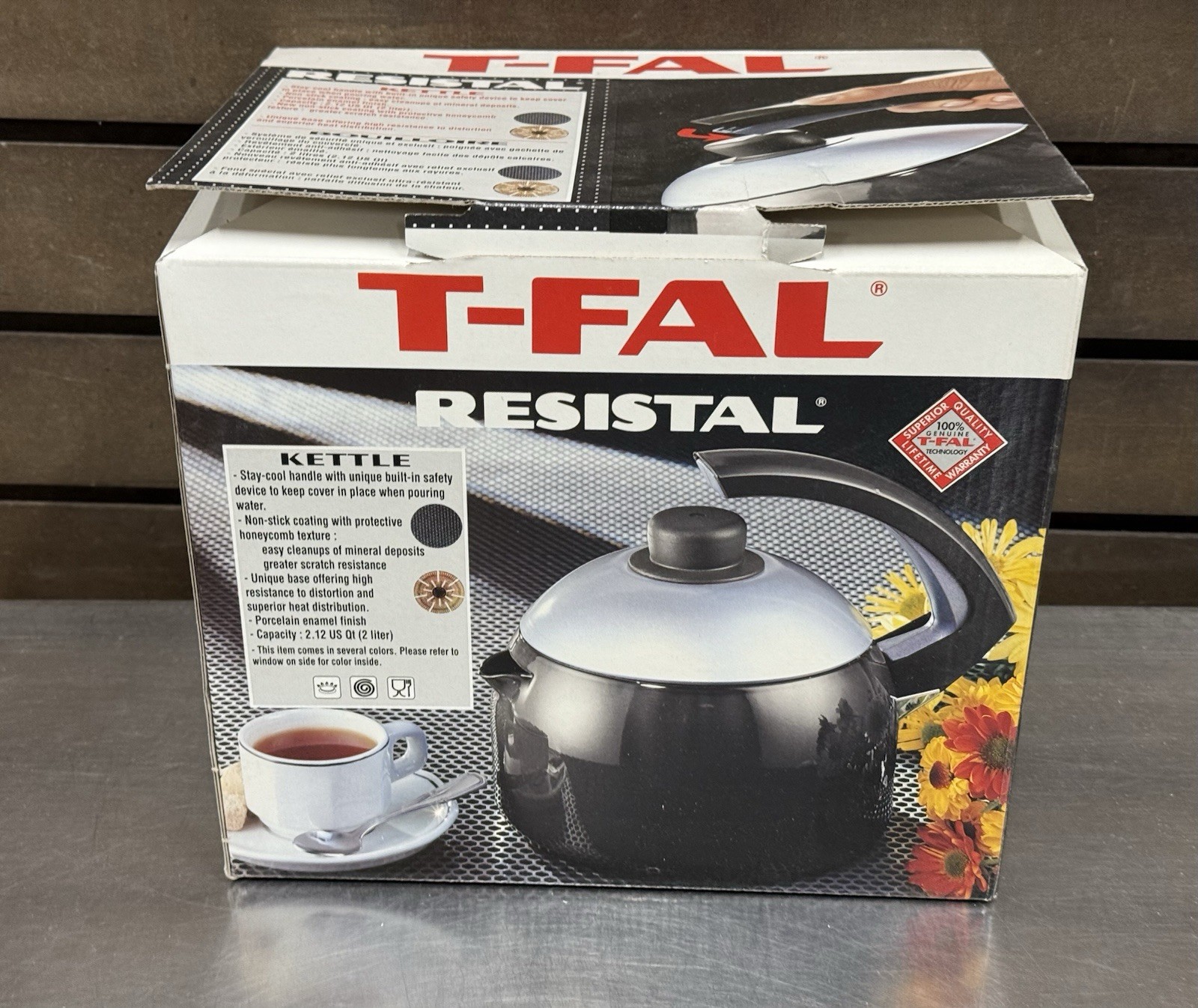 Vintage T-FAL Resistal Kettle Tea Pot White Speckled - 2 Quart - New