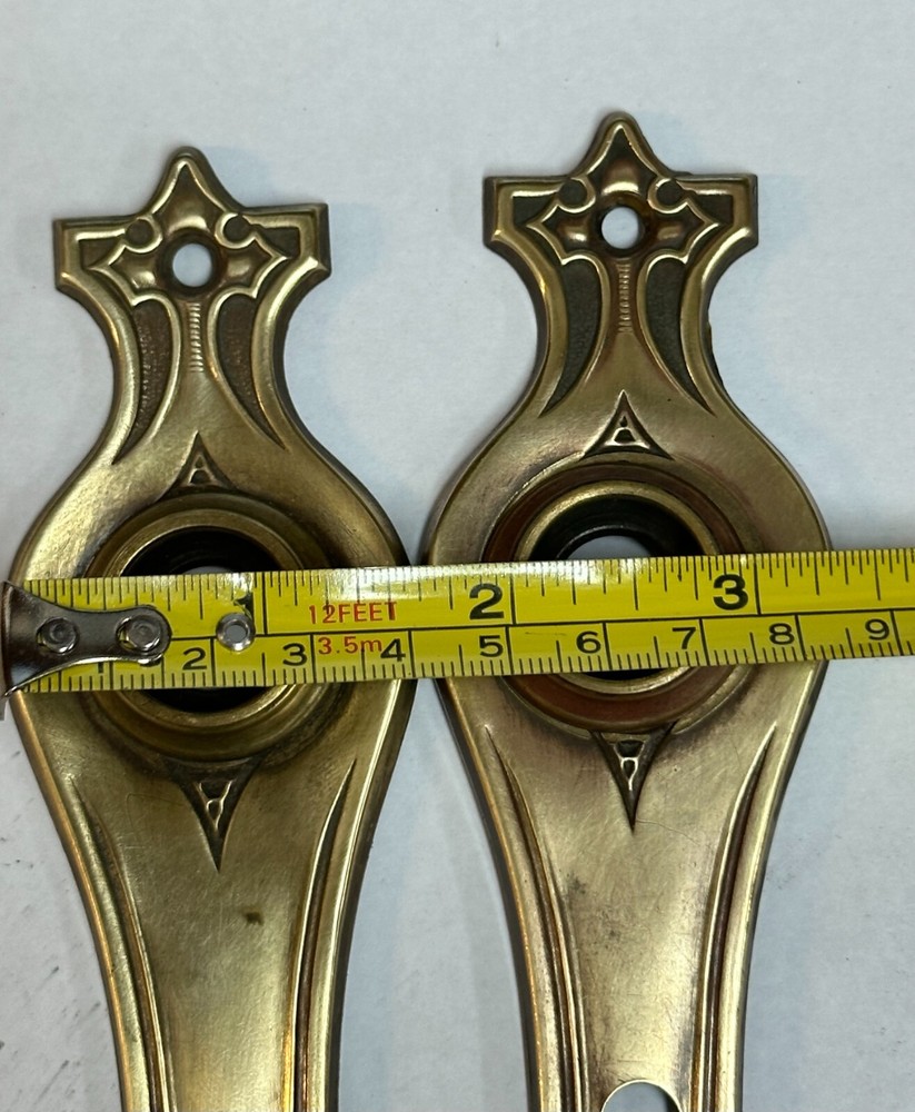 ANTIQUE R.H.CO. MORTISE LOCKSET,2 BRASS ORNATE KNOBS,2BACKPLATES & 1 WORKING KEY