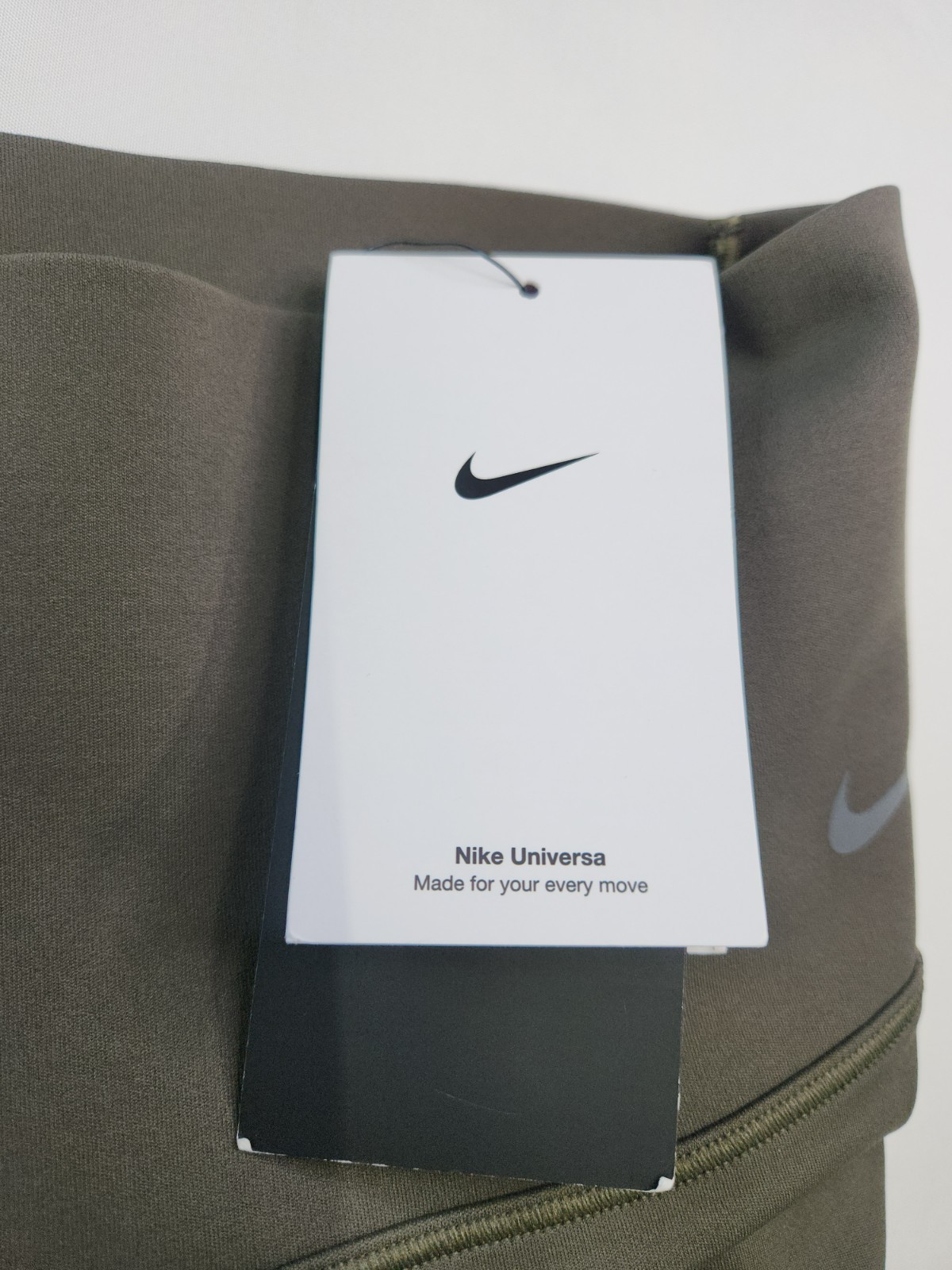 Nike Universa Womens Olive Gree High Rise Medium Support 5" Biker Shorts Size S