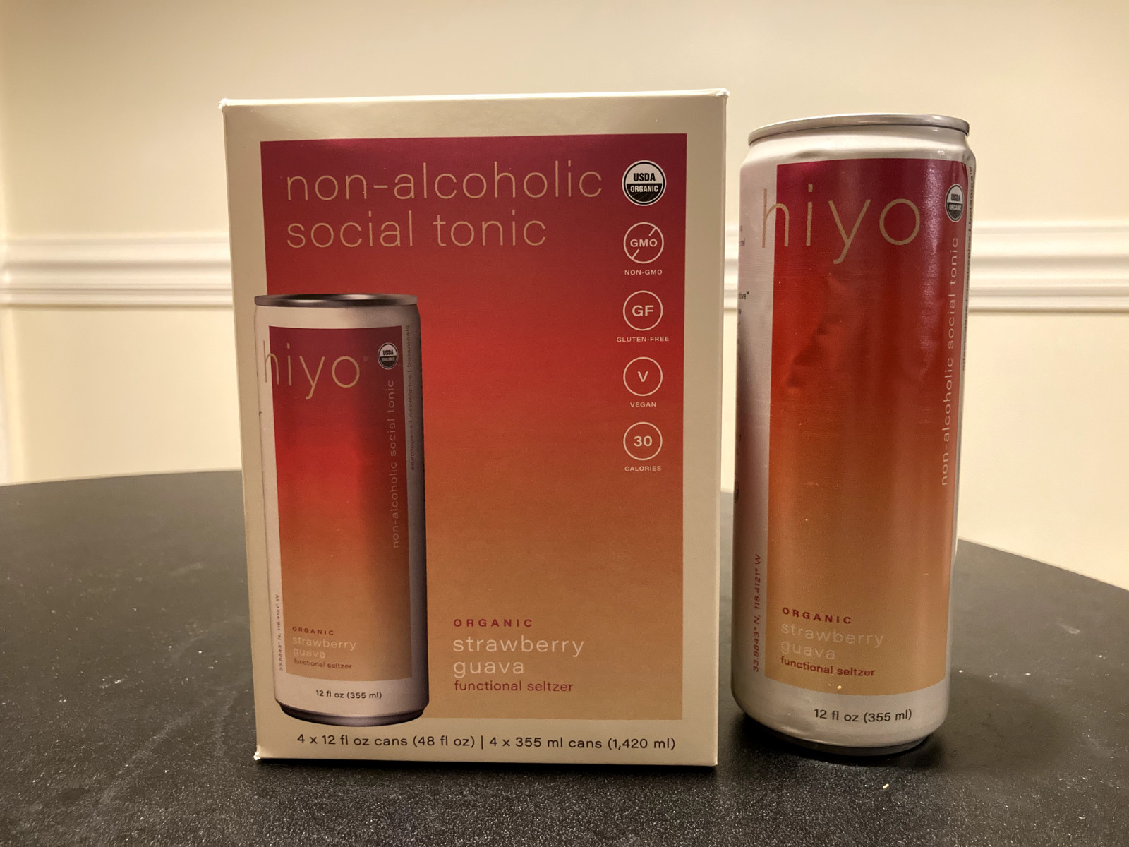 Hiyo Strawberry Guava Carbonated Water Non-alcoholic, 8 Cans-BB: 05/25