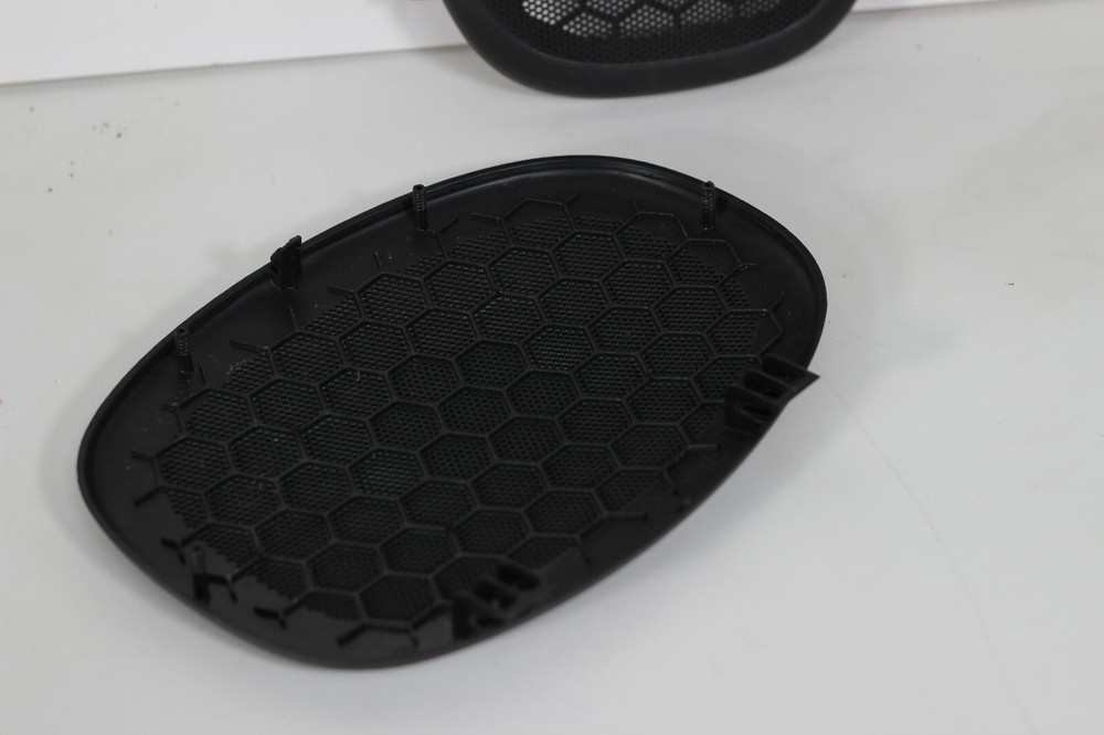 2004 - 2009 Pontiac Grand Prix Rear Deck Speaker Grill Covers Black Left + Right