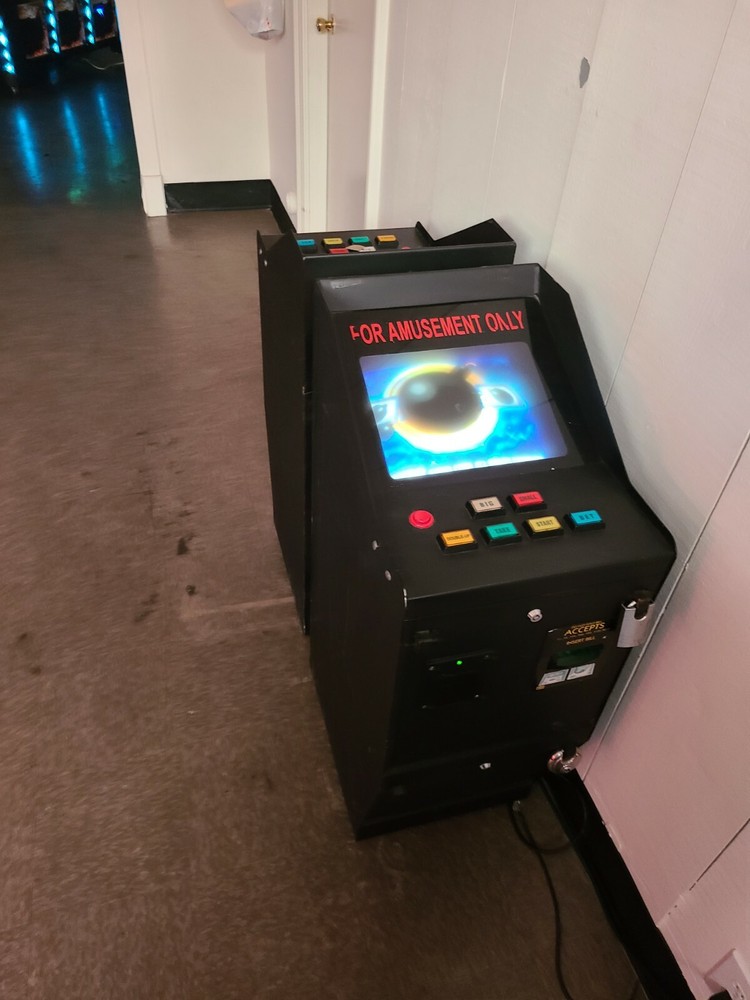 WMS BB2e Slot Machine with Bier Haus & Splash OLED button Panel