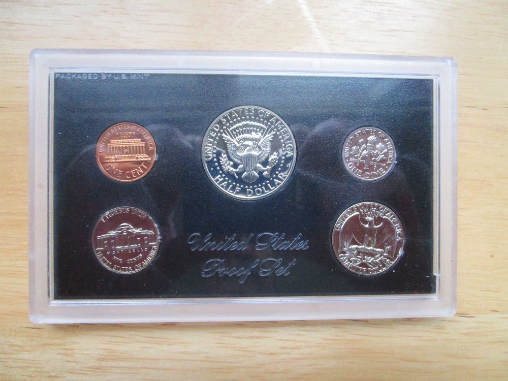 U.S. Mint 1971 Proof Set San Francisco with Original Packaging