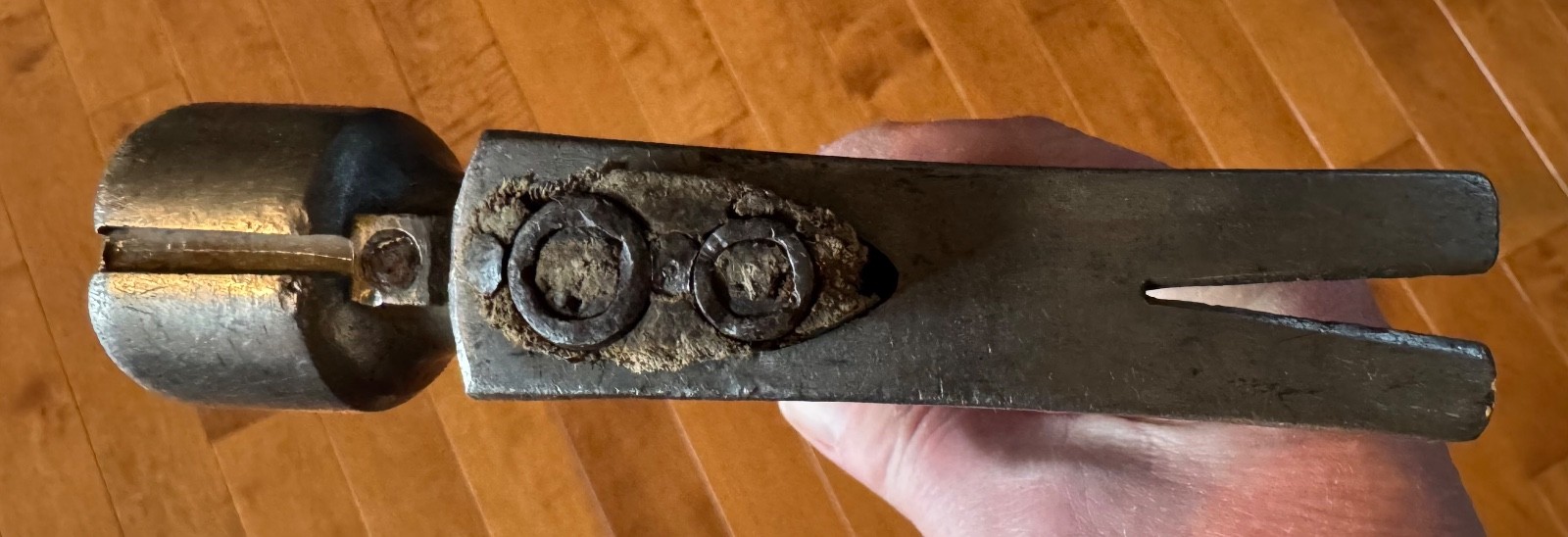 Stiletto 14 Oz Titanium Hammer With 18 In. Curved Handle - used