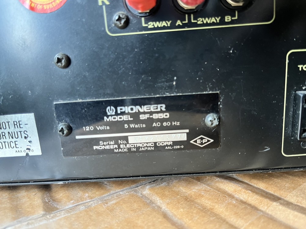 PIONEER ELECTRONIC CROSSOVER NETWORK MODEL SF-850