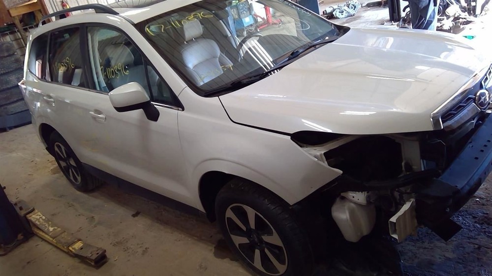 Camera/Projector Camera Windshield Mounted Fits 17-18 FORESTER 10311405