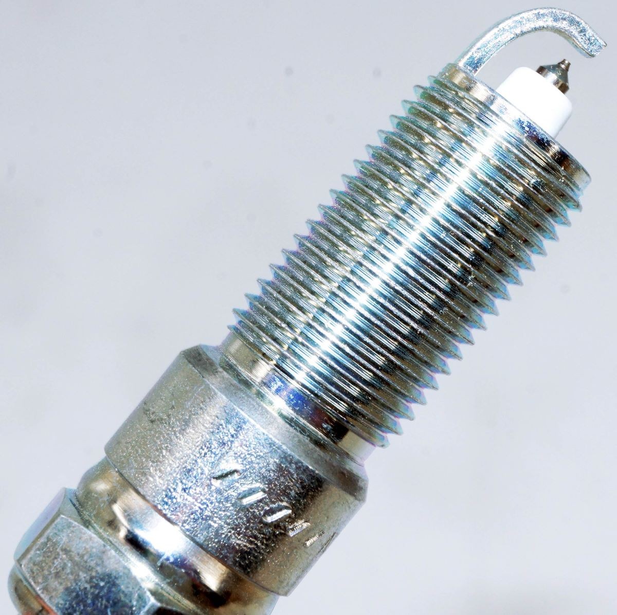 Set of 16 Genuine NGK 97408 LZTR6AP11EG Laser Platinum Spark Plugs