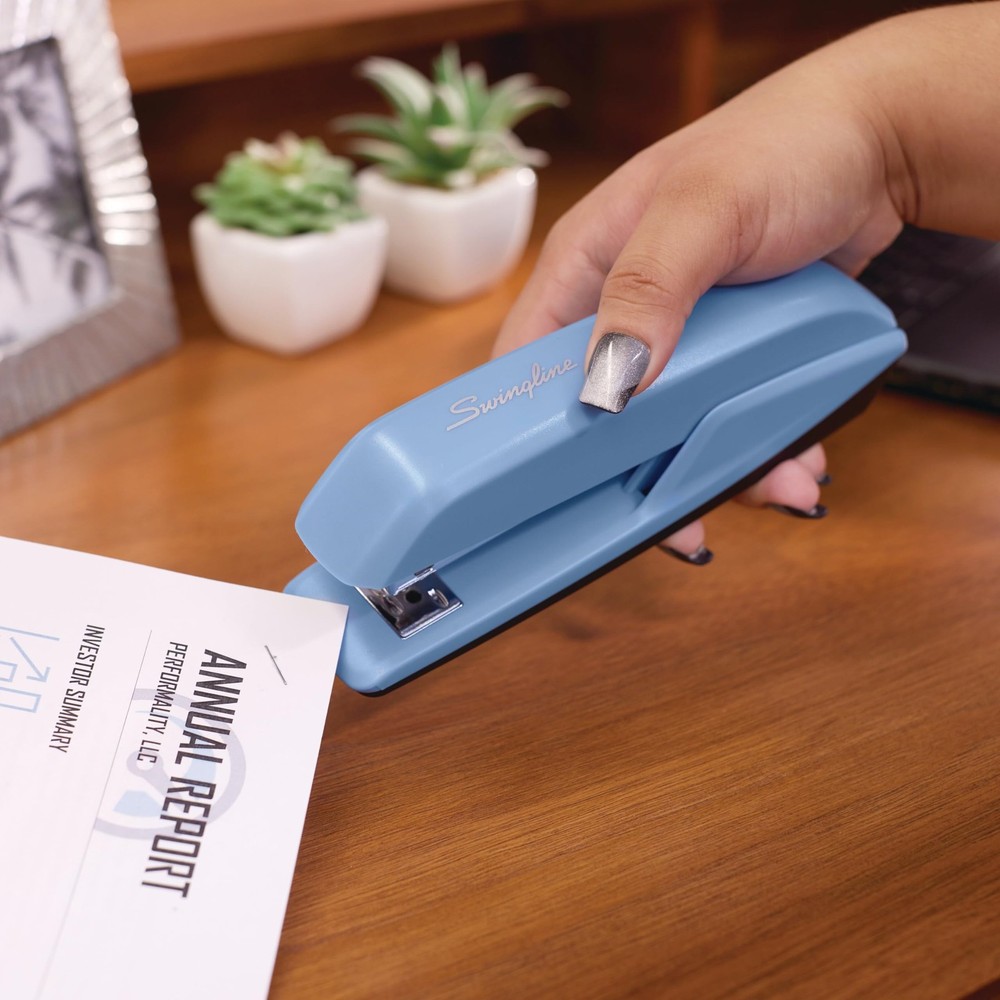 Swingline Stapler, 20 Sheet Capacity, 545 Desktop Regular, Electric Blue